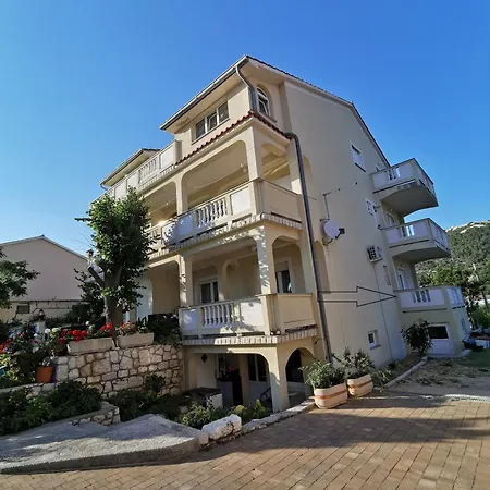 Velinka Apartmán Mundanije