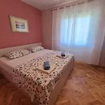 Appartement Velinka Mundanije